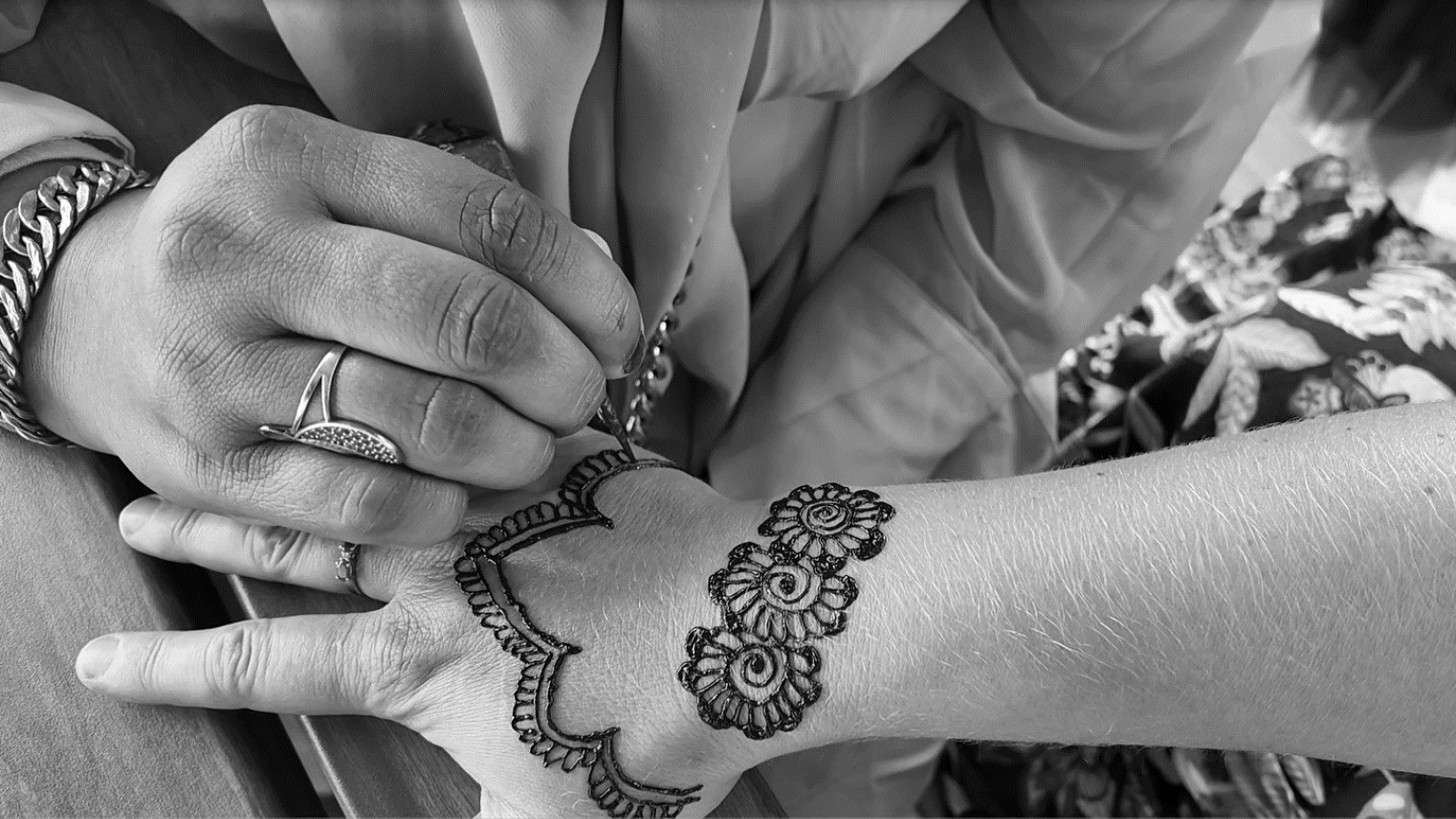 Henna painting, at Australian Rohingya Women's Development Organisation  Annual Event, October 2024/M.Godwin 